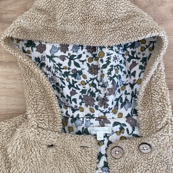 Rylee and Cru Tan Sherpa Jacket 2-3 - Picture 2 of 6